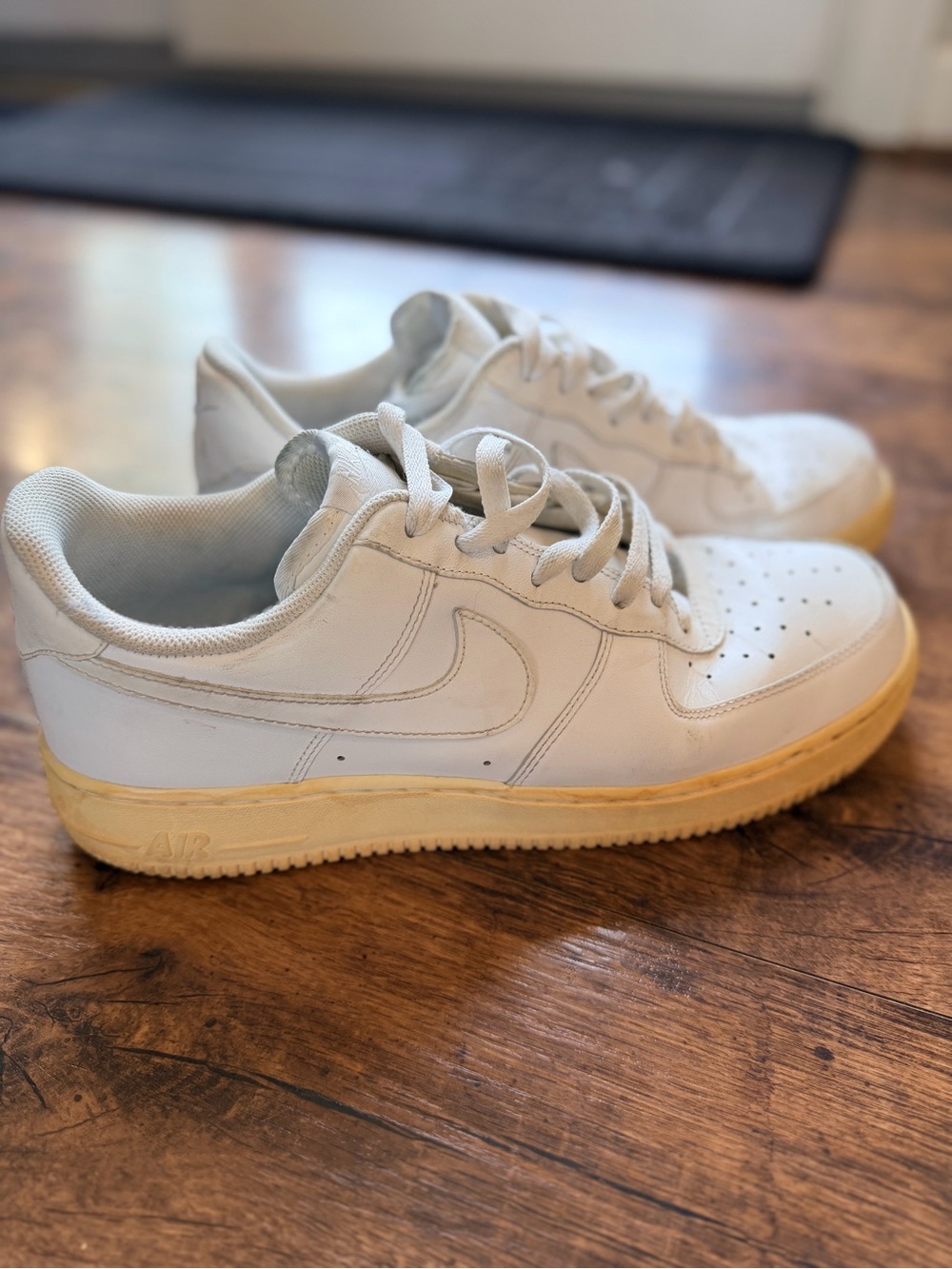 Nike Air Force 1 Low White Sneakers Men’s 12 AF1 Classic Leather 315122-111